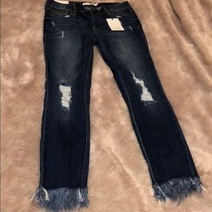 NEW WITH TAGS Cello Ripped Jeans size 5